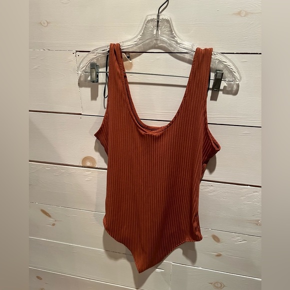 H&M large Rust Orange Ribbed One Piece bodysuit, EUC, one piece, casual - Picture 2 of 8